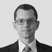 Dr. Niklas J.R.M. Schmidt