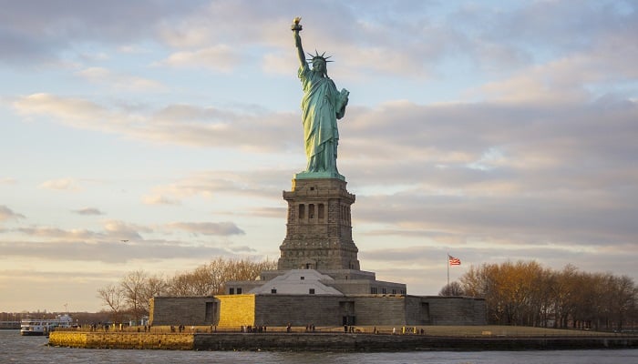 Американская виза EB-5 подорожает Американская виза EB-5 подорожает